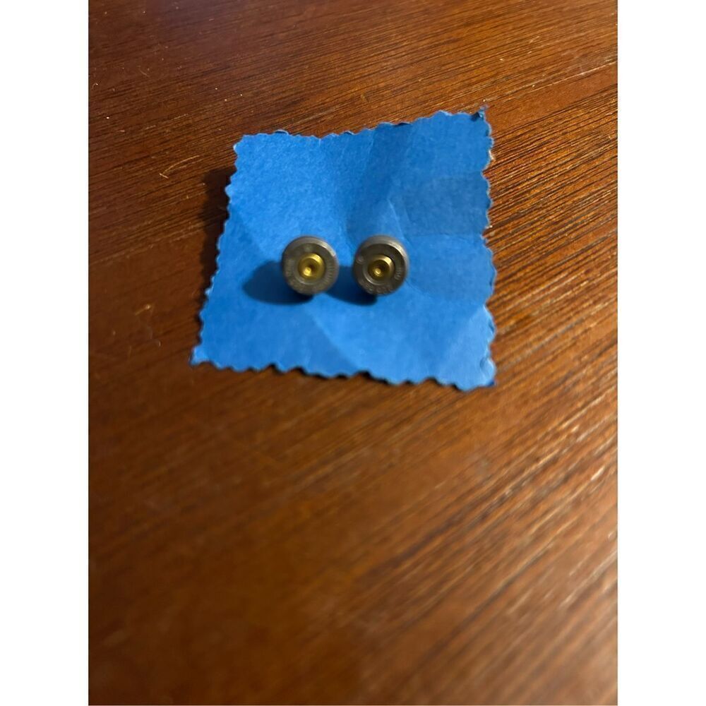 Gun shell stud earrings - Picture 2 of 5